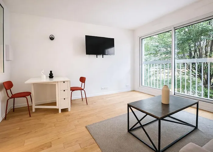 Elegant Au 15eme Appartement